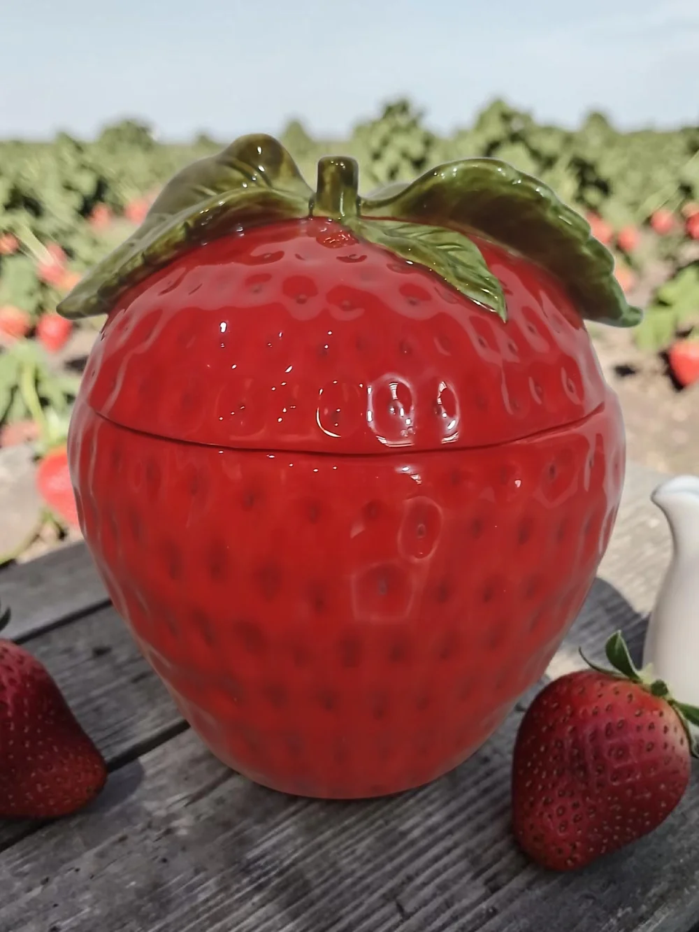 Red Strawberry Ceramic Decorative Candle Jar - Picture 2 of 2